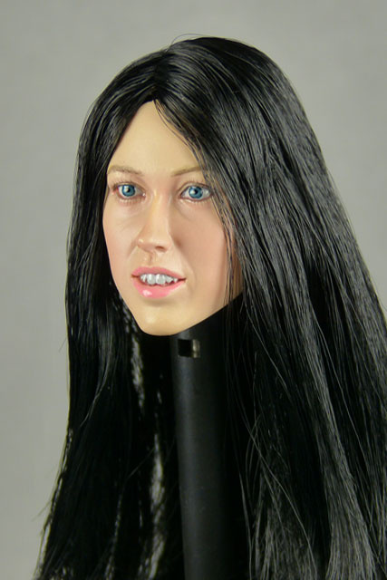 Nouveau Toys 1/6 Scale Female Head Sculpt Corina With Hairpiece - NT003BK